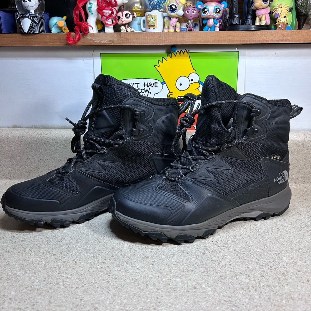 The North Face Ultra XC GTX Women’s Size 9.5 Hiking Boots GUC Gore Tex